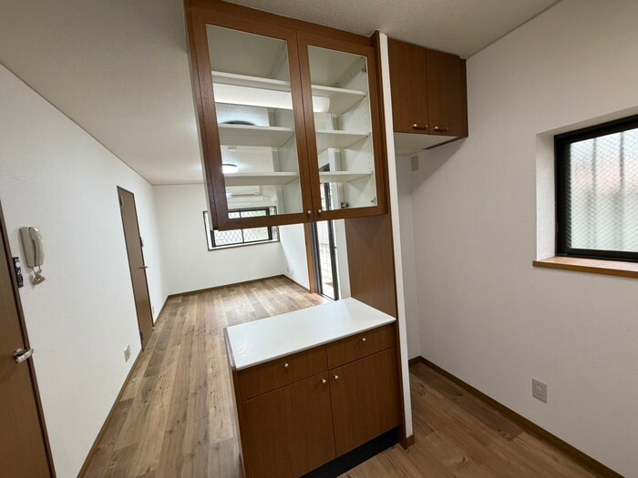 西大泉3丁目貸家の収納