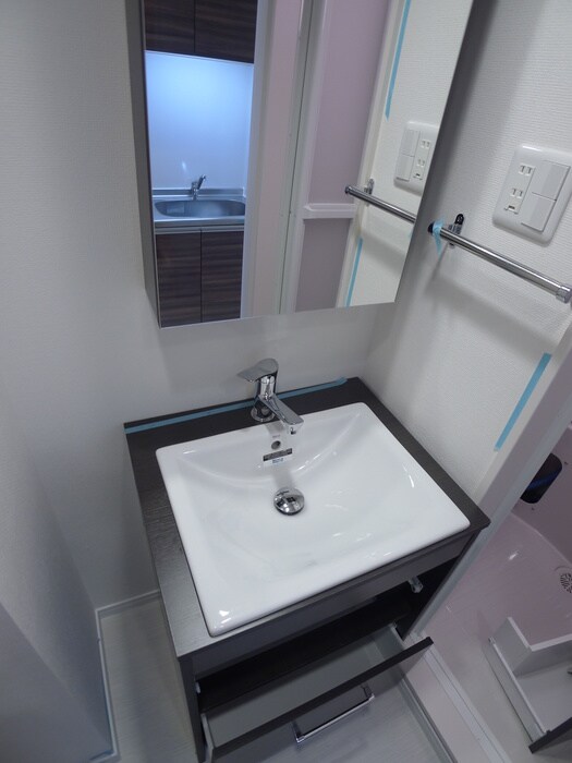 物件内観写真7　(洗面)