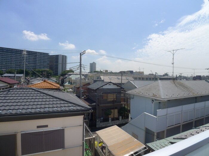 物件内観写真15　(室内からの展望)