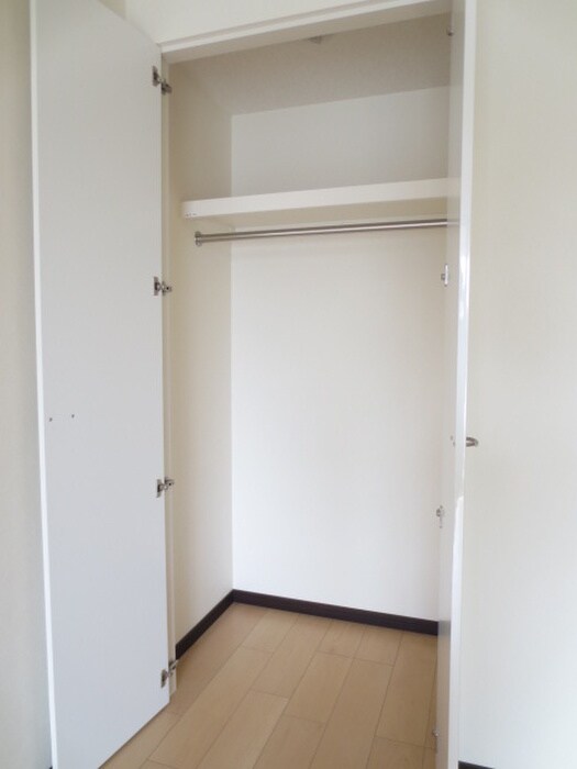 物件内観写真9　(収納)