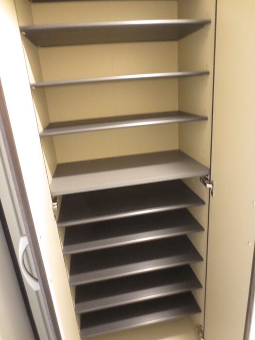 物件内観写真15　(靴箱)