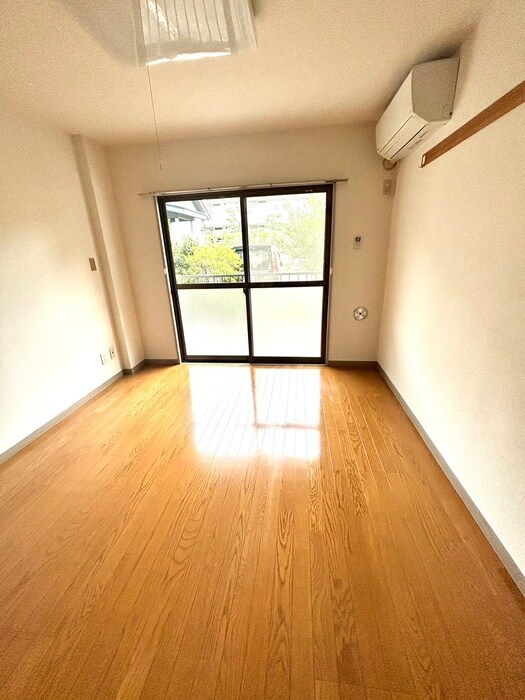 物件内観写真17　(居室)