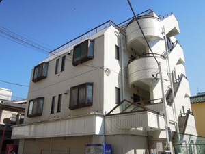 ホワイトホルン外観写真