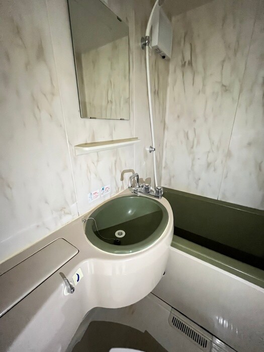 物件内観写真11　(洗面)