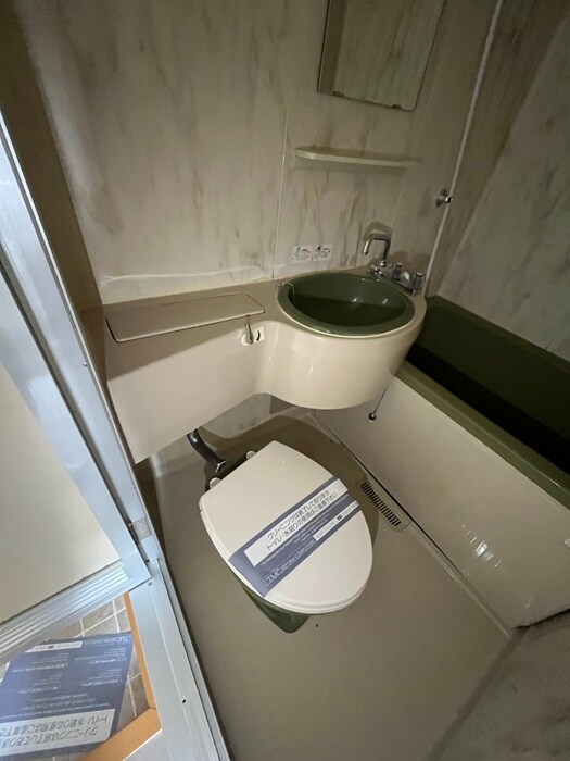 物件内観写真12　(トイレ)