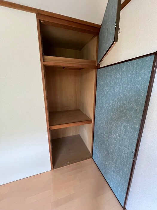 物件内観写真13　(収納)