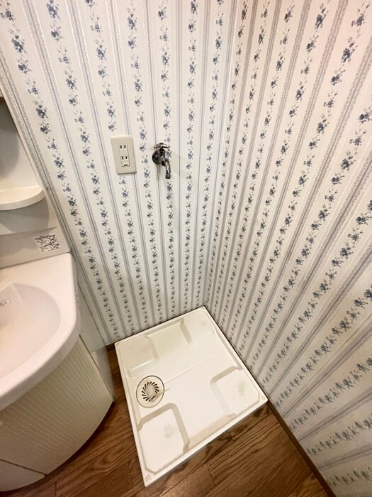 物件内観写真20　(洗濯機置場)