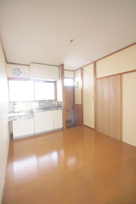 物件内観写真5　(居室)