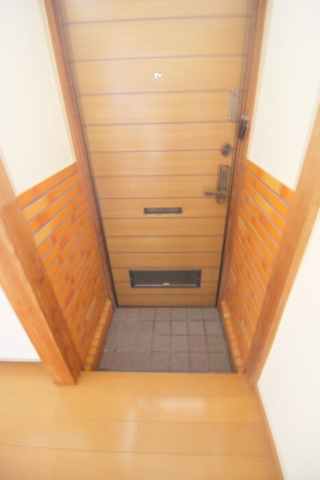 物件内観写真12　(廊下)