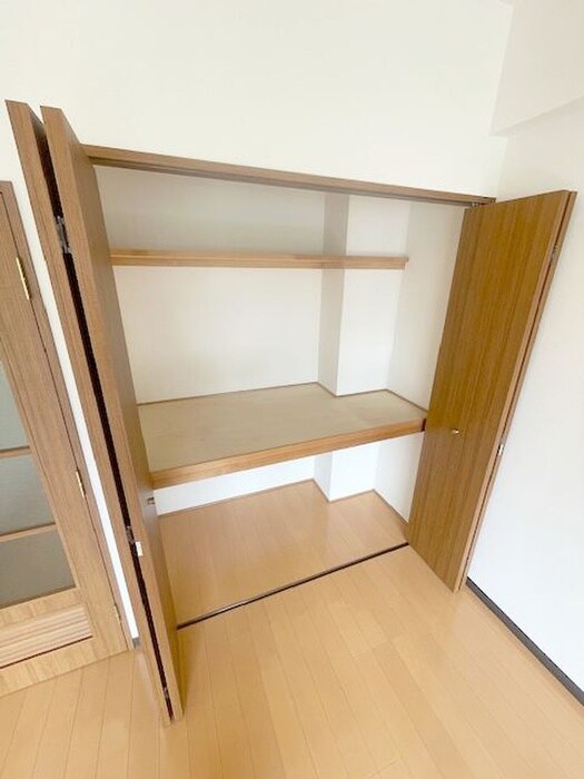 物件内観写真11　(収納)