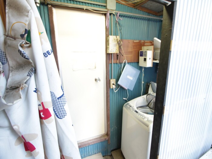 物件外観写真4　(建物設備)