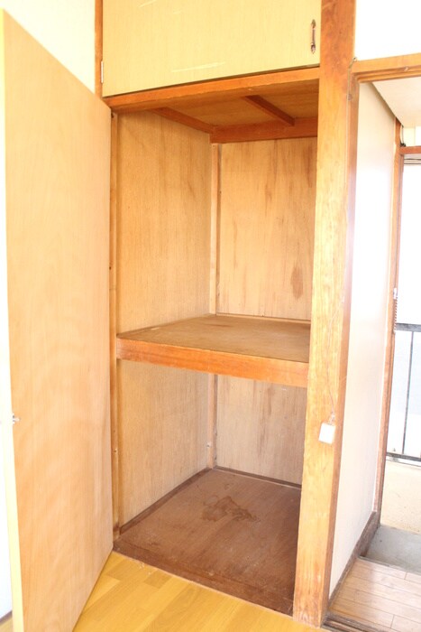 物件内観写真14　(収納)