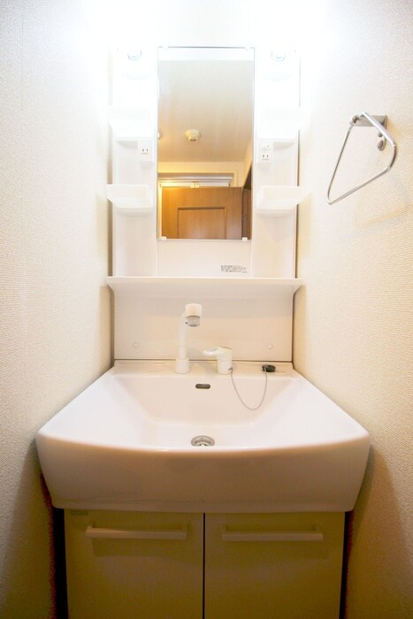 物件内観写真12　(洗面)