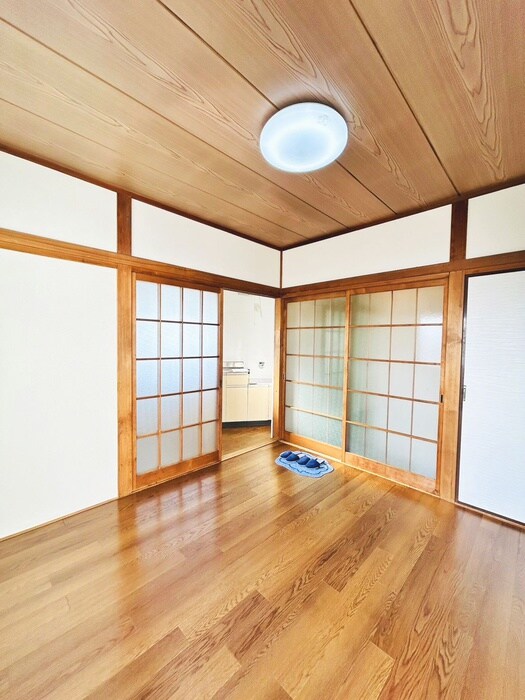 物件内観写真8　(居室)