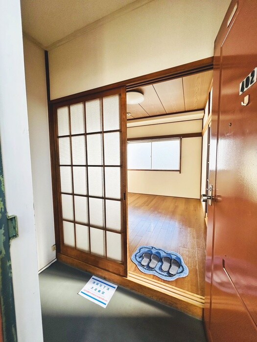 物件内観写真19　(玄関)