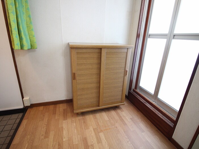 物件内観写真18　(靴箱)