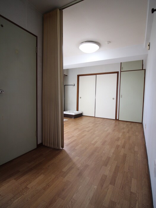 物件内観写真20　(廊下)