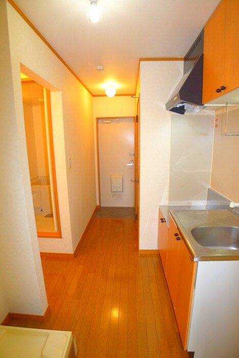 物件内観写真8　(廊下)