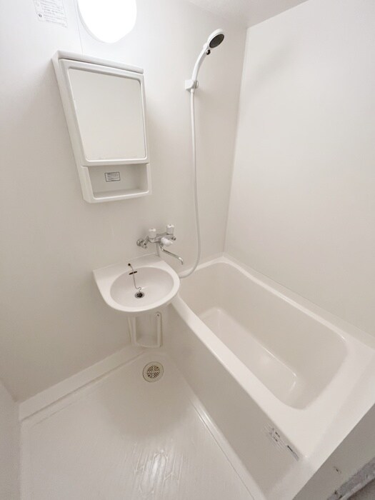 物件内観写真13　(バス／シャワールーム等)