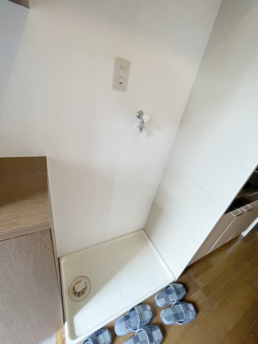 物件内観写真15　(洗濯機置場)