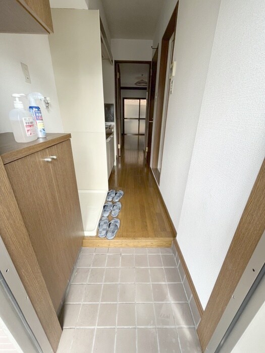 物件内観写真21　(玄関)