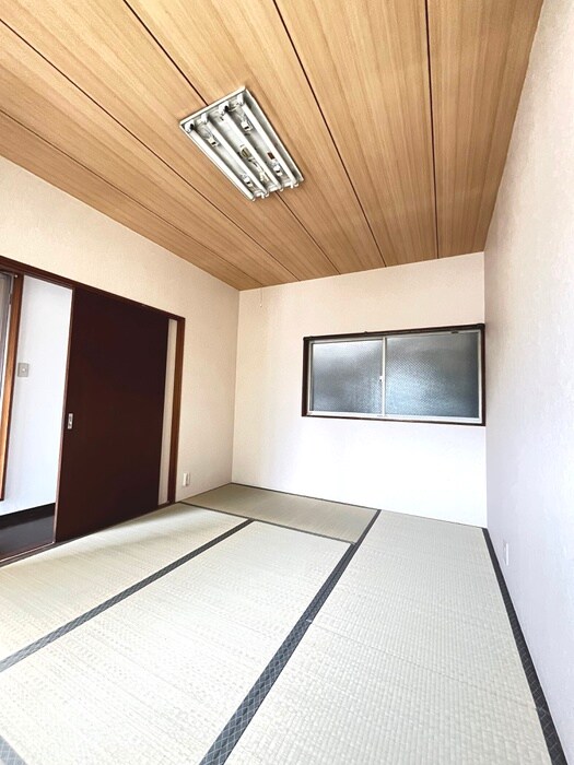 物件内観写真10　(居室)