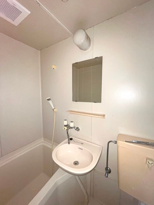 物件内観写真12　(洗面)