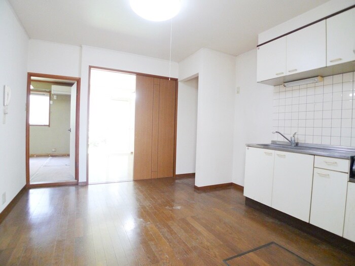 物件内観写真20　(廊下)