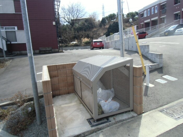 物件外観写真3　(建物設備)