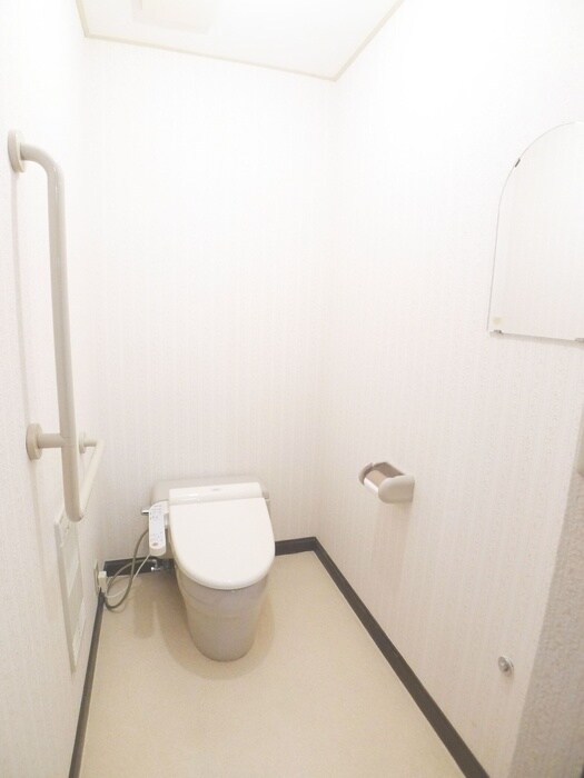 物件内観写真19　(トイレ)