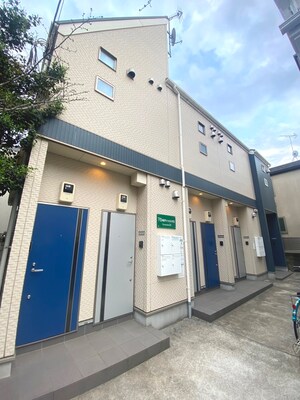 FS中央アパートメントハウス外観写真