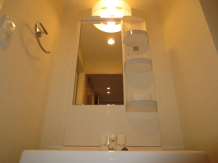 物件内観写真13　(洗面)