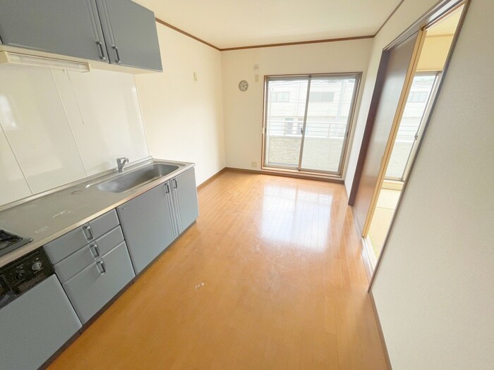 物件内観写真5　(居室)