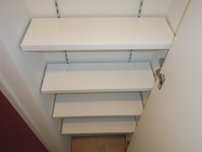 物件内観写真12　(靴箱)