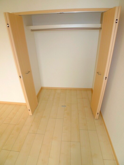 物件内観写真11　(収納)