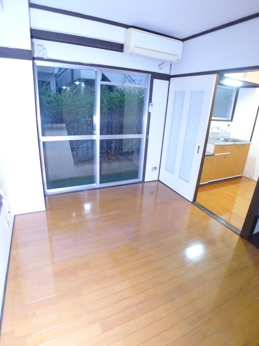 物件内観写真22　(居室)