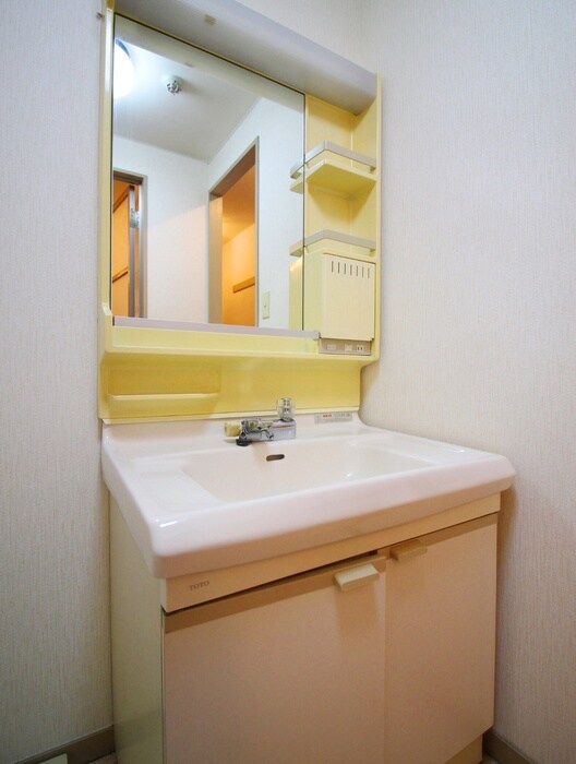 物件内観写真9　(洗面)