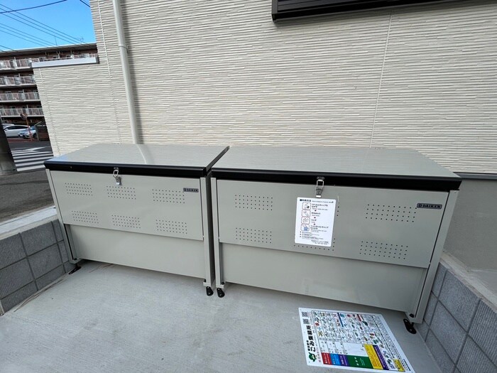 物件外観写真4　(建物設備)