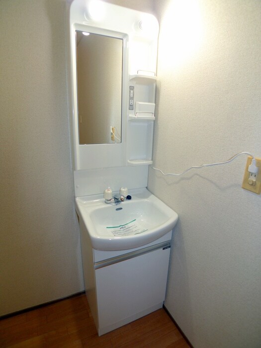 物件内観写真11　(洗面)