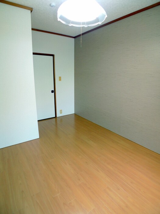 物件内観写真16　(居室)