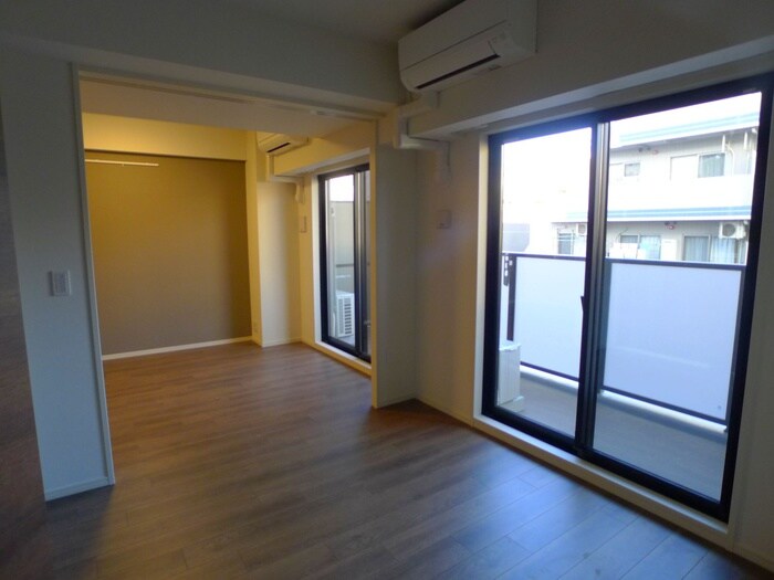 物件内観写真9　(居室)