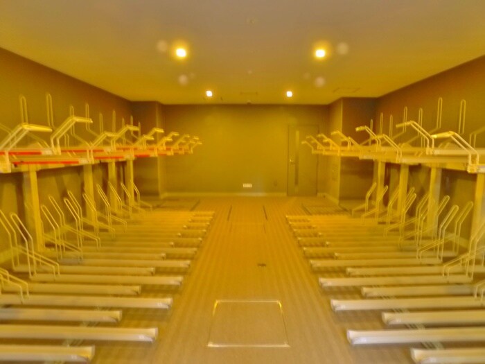 物件外観写真5　(駐輪場)