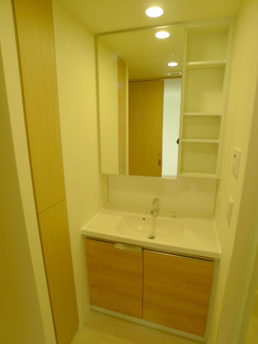 物件内観写真12　(洗面)