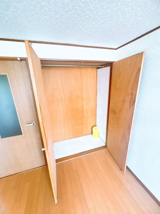 物件内観写真13　(収納)