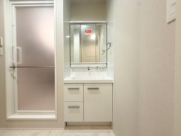 物件内観写真10　(洗面)