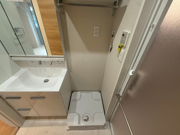 物件内観写真11　(洗濯機置場)