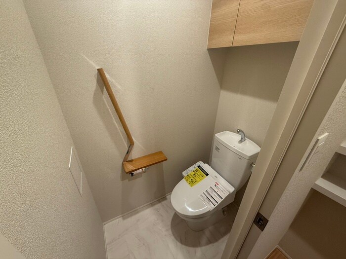 物件内観写真12　(トイレ)