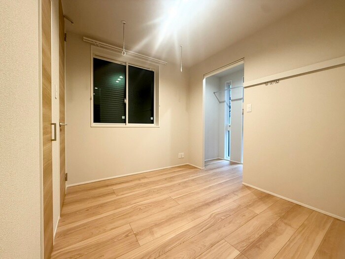 物件内観写真17　(室内からの展望)