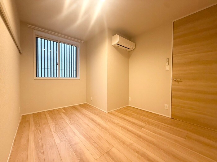 物件内観写真18　(居室)