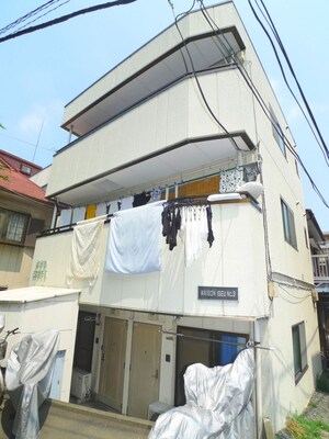 メゾンISEUⅢ外観写真